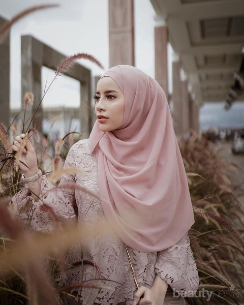 Detail Foto Hunting Berhijab Nomer 42