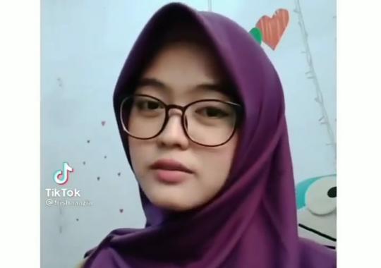 Detail Foto Ibu Guru Cantik Nomer 17