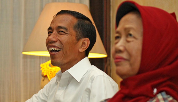Detail Foto Ibu Jokowi Nomer 10