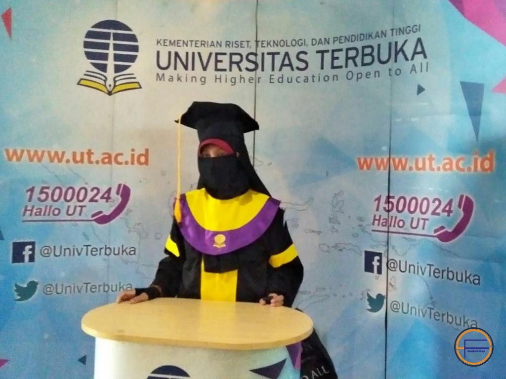 Detail Foto Ijazah Ut Nomer 12