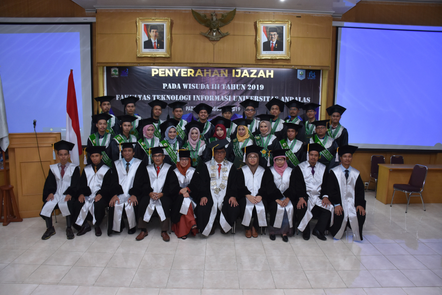 Detail Foto Ijazah Wisuda Nomer 27