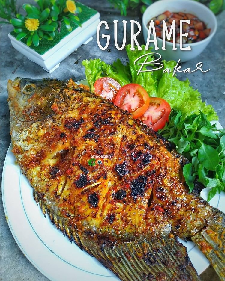 Detail Foto Ikan Bakar Gurame Nomer 35