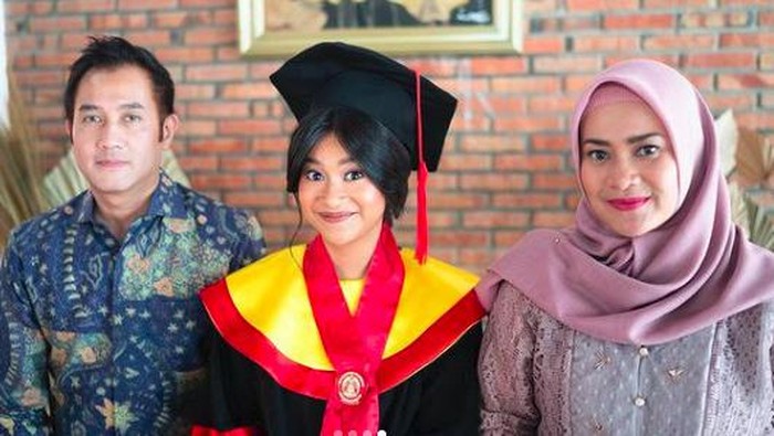 Detail Foto Ikke Nurjanah Sekarang Nomer 16