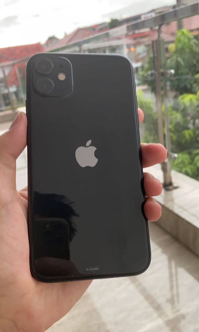 Foto Iphone 11 Warna Hitam - KibrisPDR