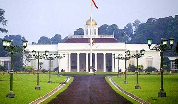 Detail Foto Istana Bogor Nomer 16