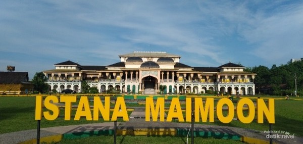 Detail Foto Istana Maimun Nomer 2