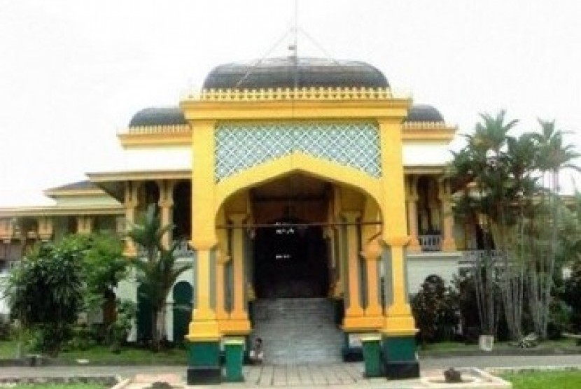 Detail Foto Istana Maimun Nomer 19