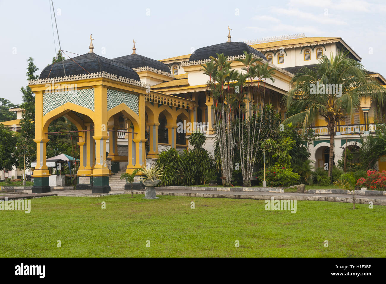 Detail Foto Istana Maimun Nomer 45