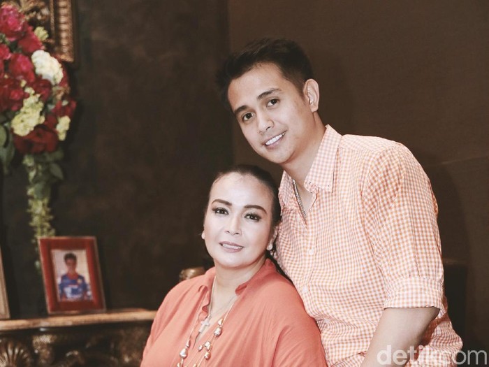 Detail Foto Istri Ajun Perwira Nomer 20