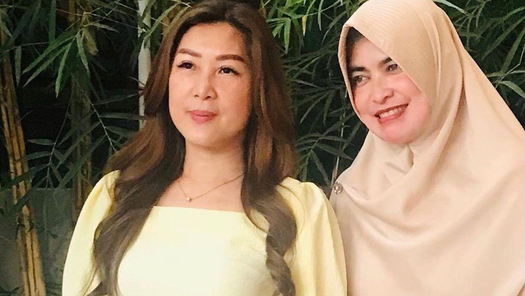 Download Foto Istri Pertama Ustadz Arifin Ilham Nomer 33