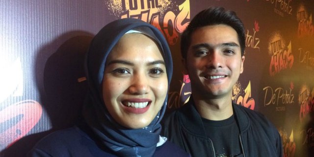 Detail Foto Istri Ricky Harun Nomer 3