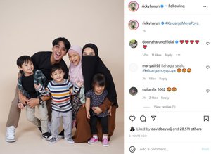 Detail Foto Istri Ricky Harun Nomer 42