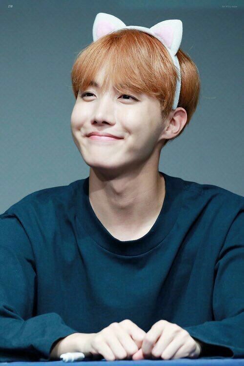 Detail Foto J Hope Bts Cute Nomer 21