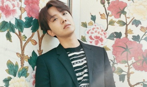 Detail Foto J Hope Bts Terbaru Nomer 37