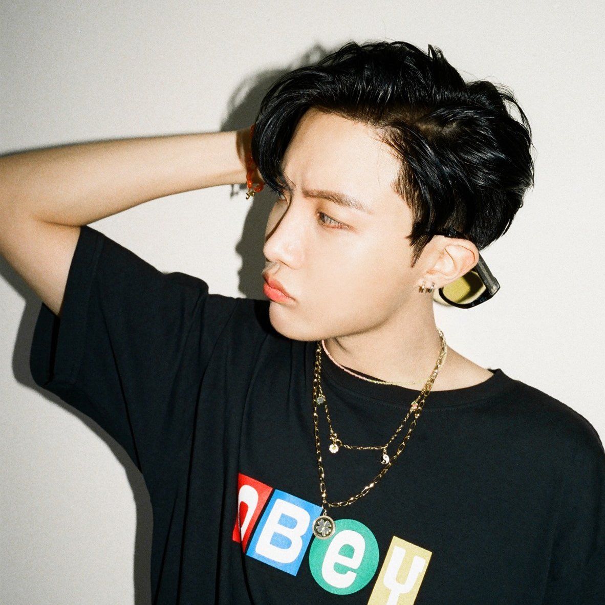 Detail Foto J Hope Bts Terbaru Nomer 6