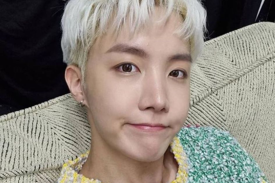 Detail Foto J Hope Bts Terbaru Nomer 51