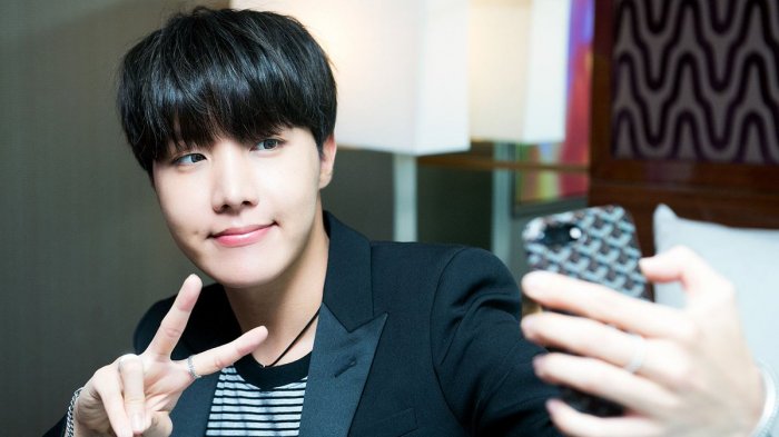 Detail Foto J Hope Ulang Tahun Nomer 39