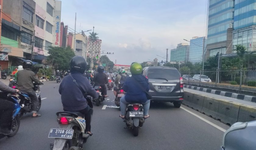 Detail Foto Jalanan Nomer 18