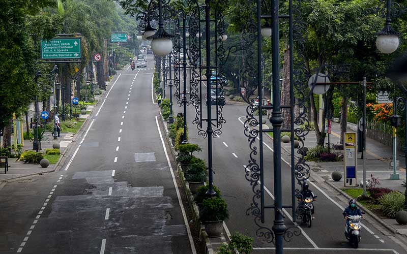 Detail Foto Jalanan Nomer 19