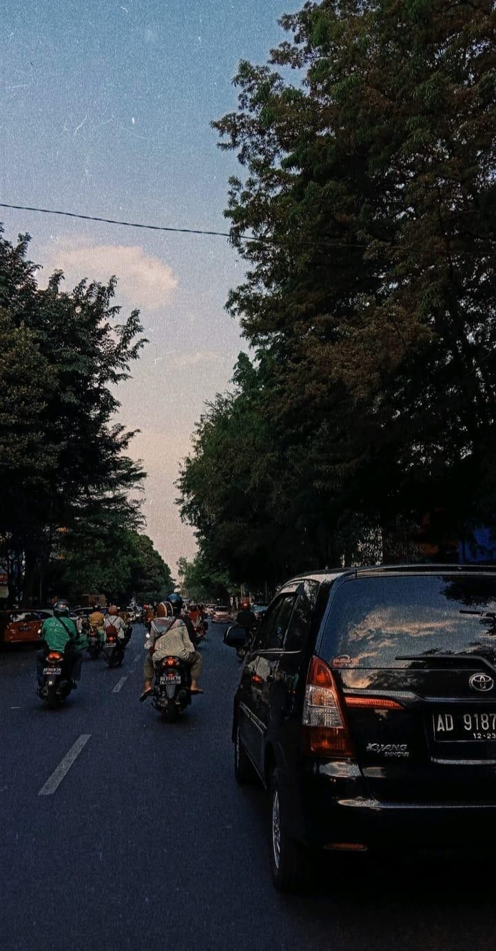Detail Foto Jalanan Nomer 7