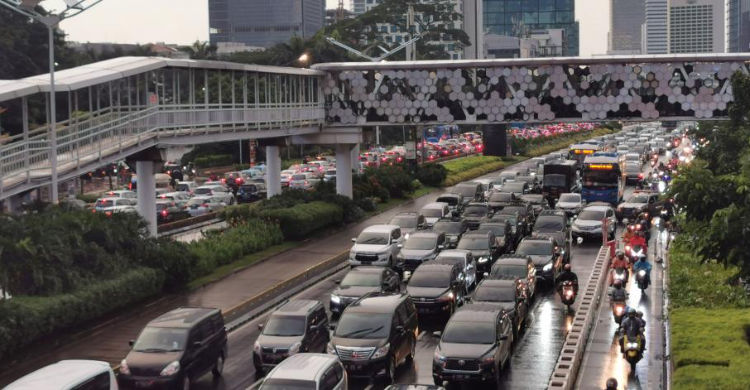 Detail Foto Jalanan Macet Nomer 43