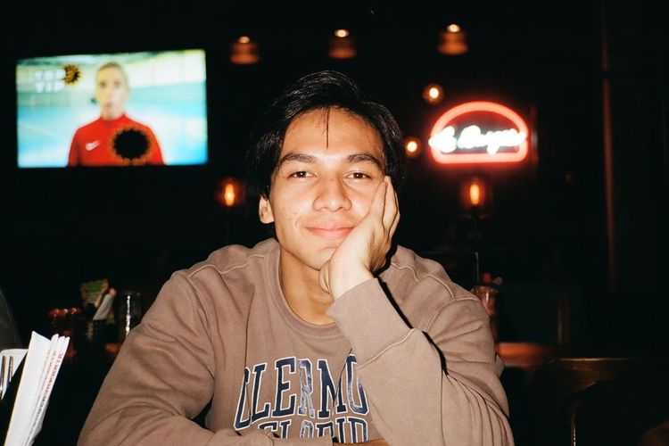 Detail Foto Jefri Nichol Terbaru Nomer 46