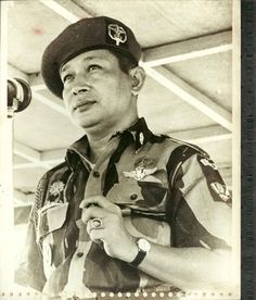 Detail Foto Jenderal Soeharto Nomer 39