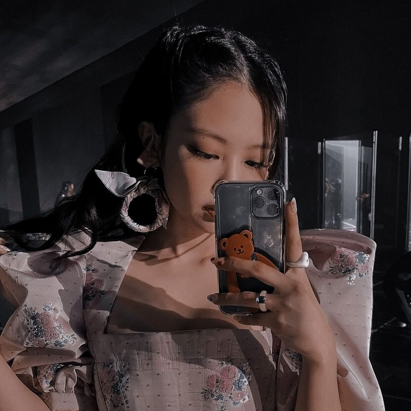 Detail Foto Jennie Blackpink Aesthetic Nomer 24