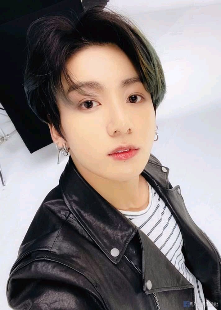 Detail Foto Jeon Jungkook Terbaru Nomer 31