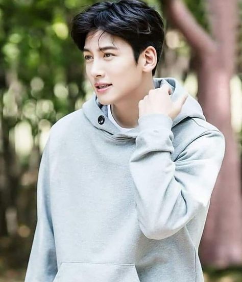 Detail Foto Ji Chang Wook Terbaru Nomer 4