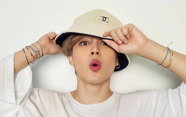 Detail Foto Jimin Keren Nomer 30