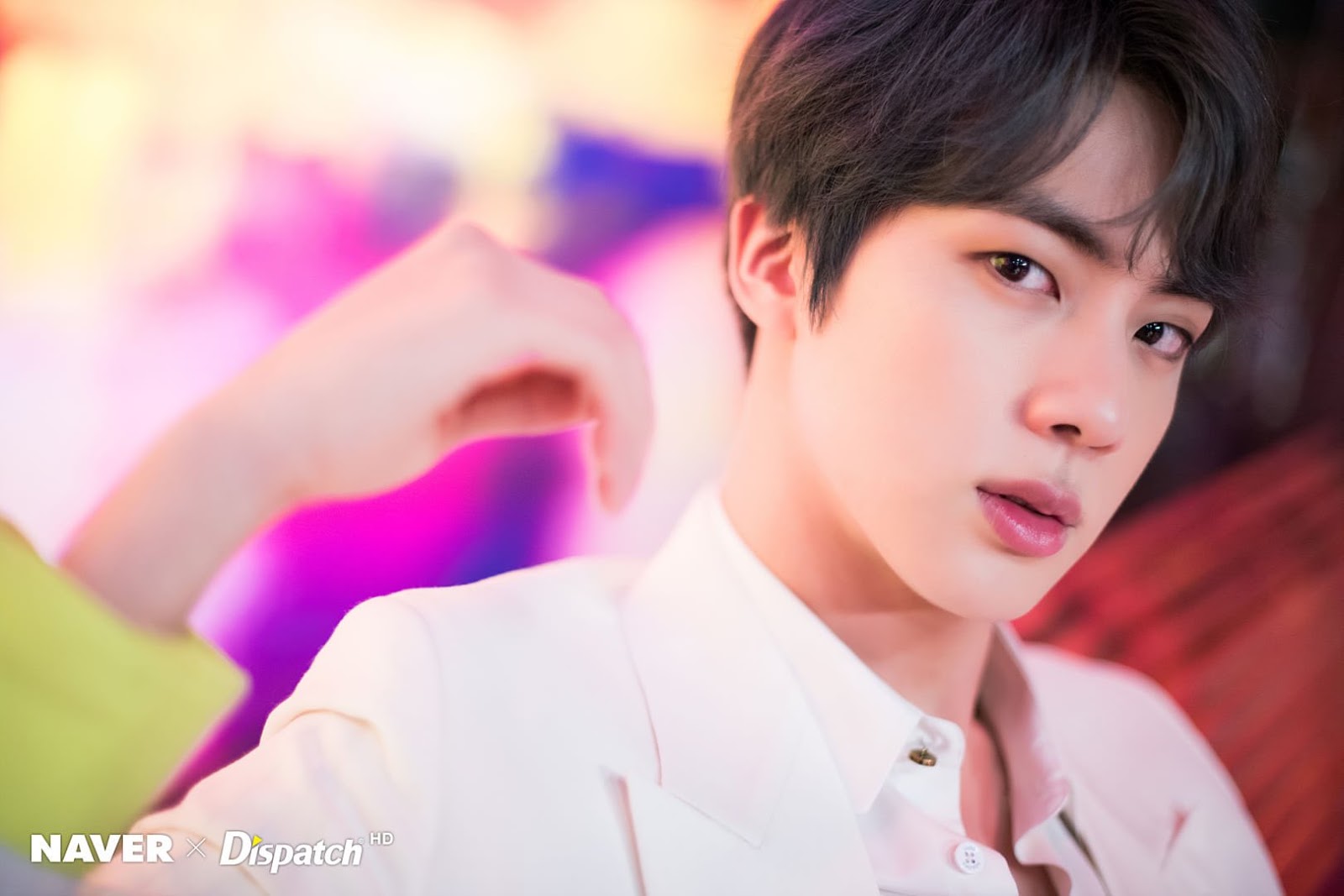 Detail Foto Jin Bts Boy With Luv Nomer 16