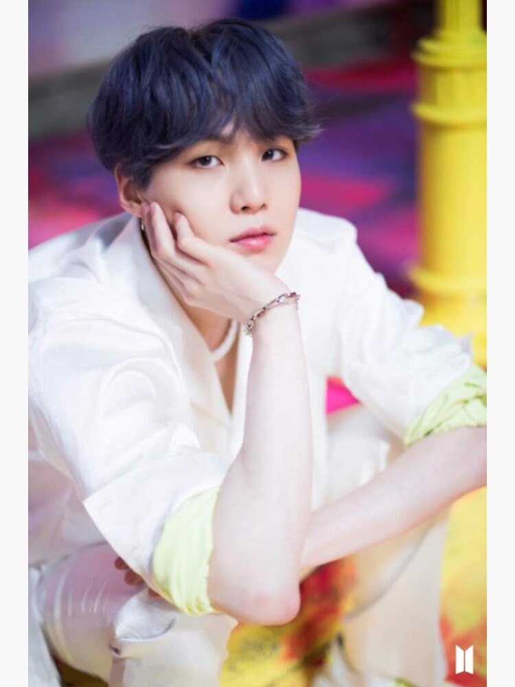 Detail Foto Jin Bts Boy With Luv Nomer 17