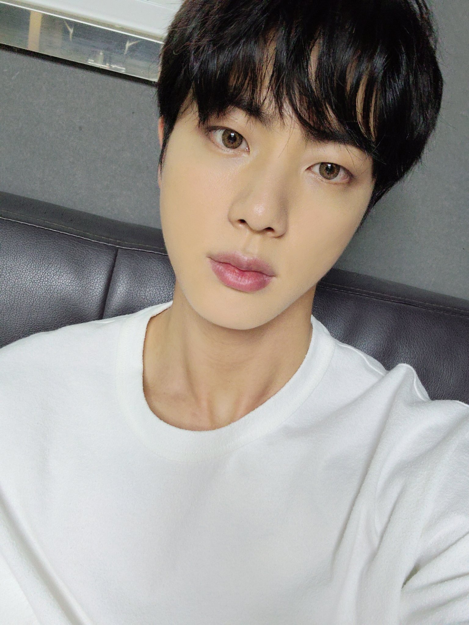 Detail Foto Jin Bts Terbaru Nomer 28