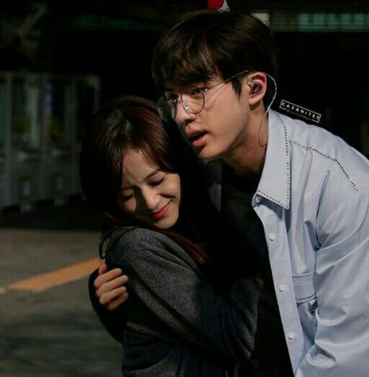 Foto Jin Dan Jisoo - KibrisPDR