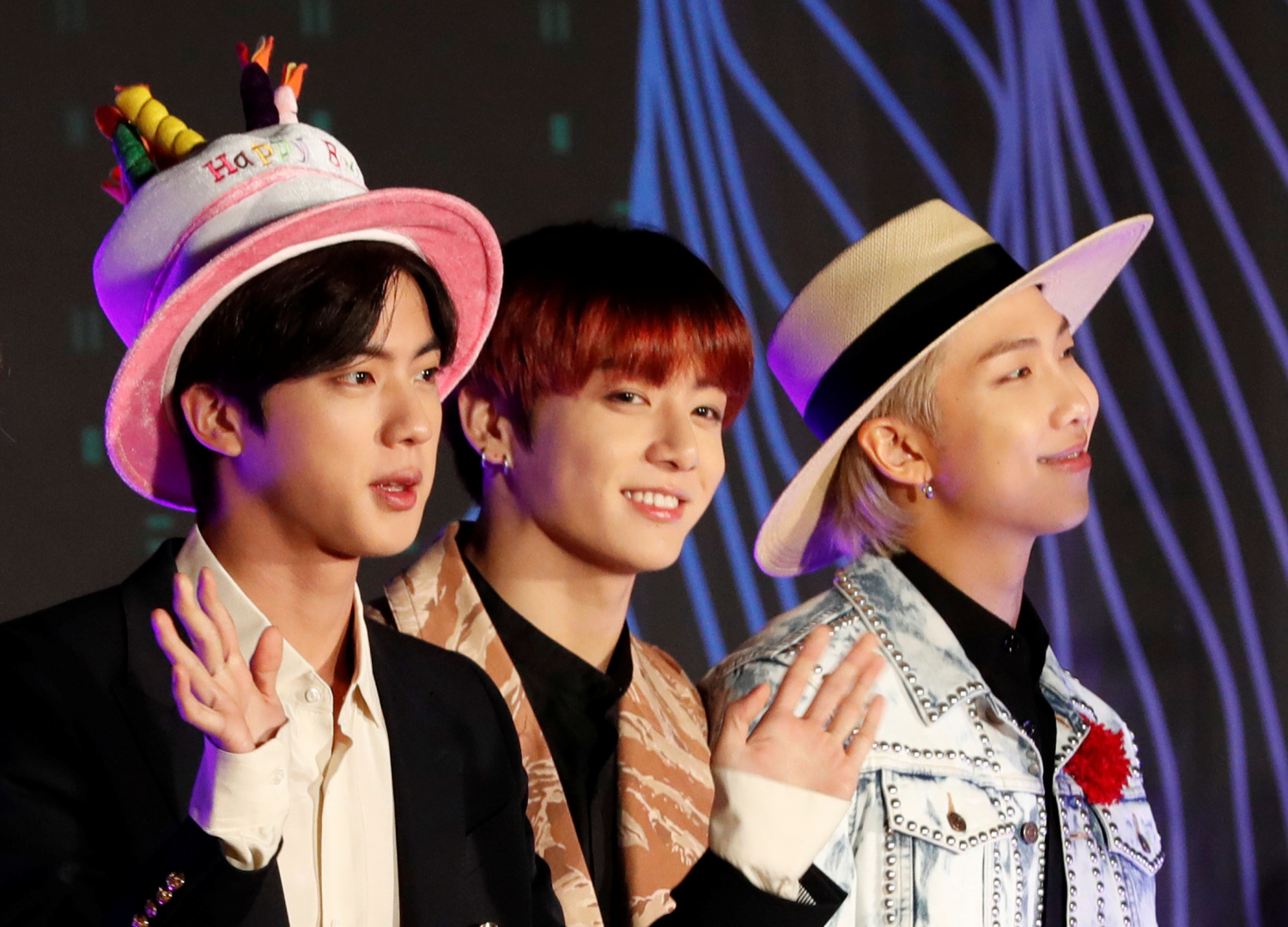 Detail Foto Jin Dan Jungkook Bts Nomer 51