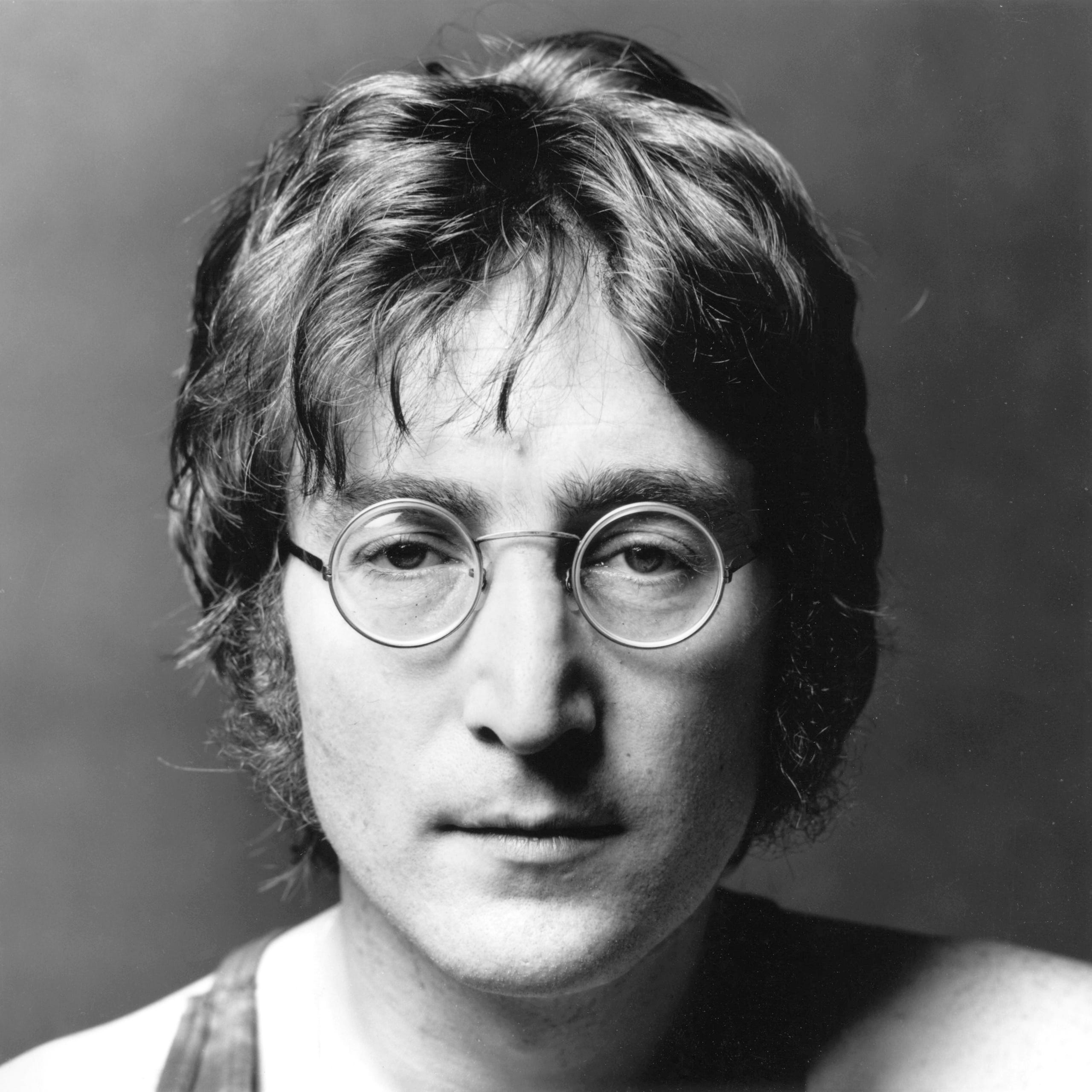 Detail Foto John Lennon Nomer 3