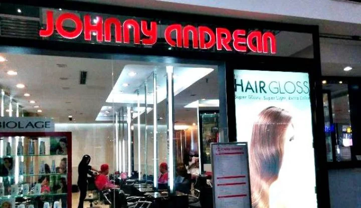 Detail Foto Johnny Andrean Nomer 8