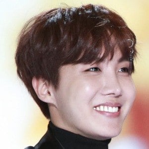 Detail Foto Jung Hoseok Nomer 42