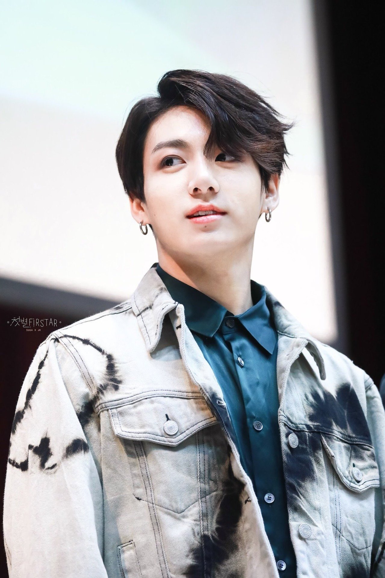 Detail Foto Jungkook Bts Hd Nomer 3