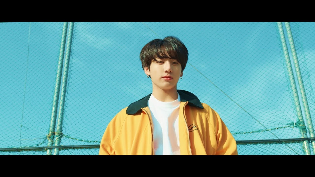 Detail Foto Jungkook Euphoria Nomer 4