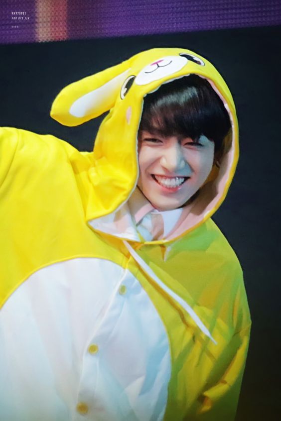 Detail Foto Jungkook Lucu Nomer 6