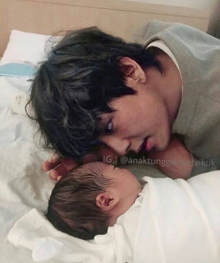 Detail Foto Jungkook Saat Tidur Nomer 30