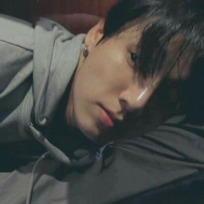 Detail Foto Jungkook Saat Tidur Nomer 47