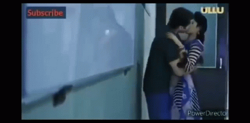 Detail Making Out Gif Nomer 49