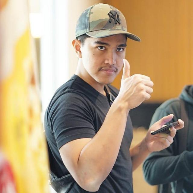 Detail Foto Kaesang Pangarep Anak Jokowi Nomer 23