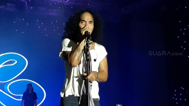 Detail Foto Kaka Slank Nomer 41