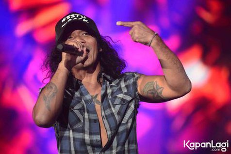 Detail Foto Kaka Slank Terbaru Nomer 9