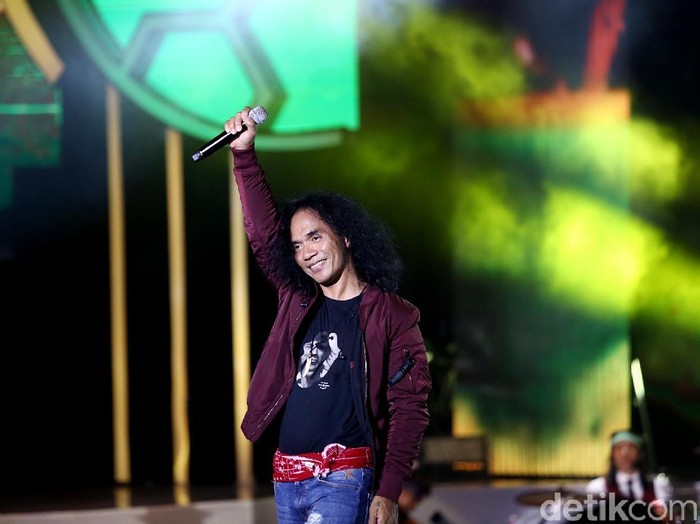 Detail Foto Kaka Slank Terbaru Nomer 22