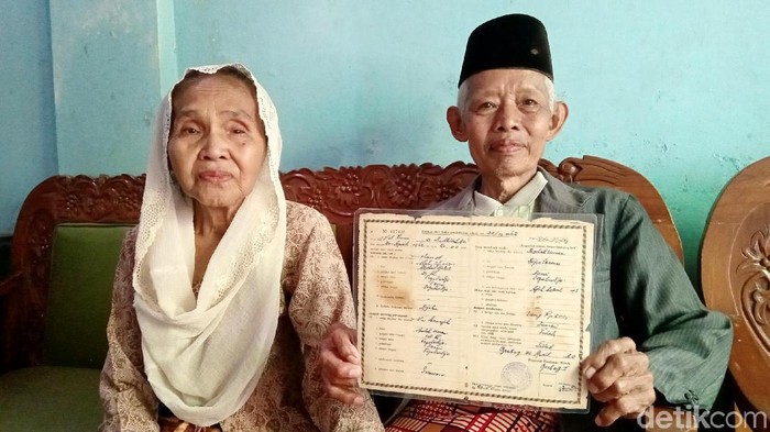 Detail Foto Kakek Dan Nenek Nomer 41